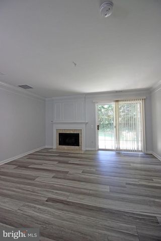 21783 BALDWIN SQ, Sterling, VA 20164