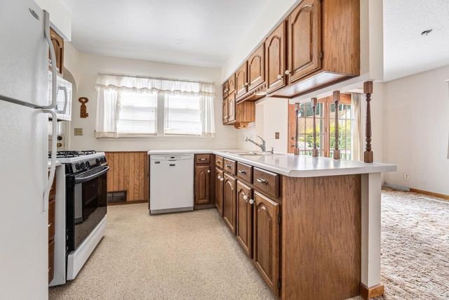 1908 23rd STREET S, La Crosse, WI 54601