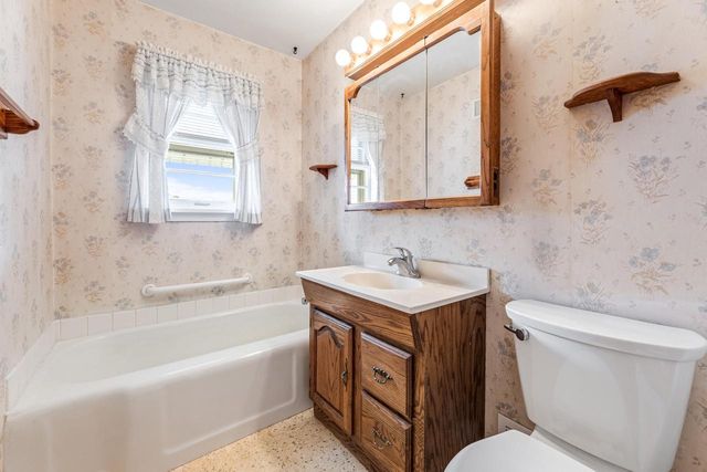 1908 23rd STREET S, La Crosse, WI 54601