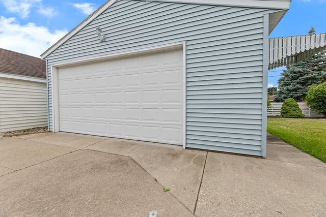 1908 23rd STREET S, La Crosse, WI 54601
