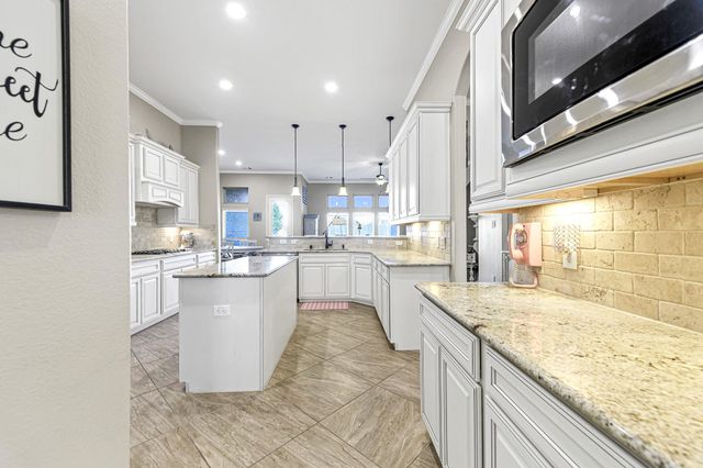 6710 Cottonwood Crest Lane, Katy, TX 77493