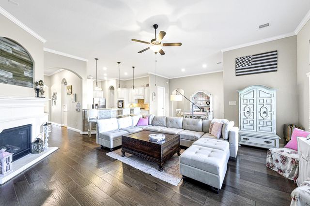 6710 Cottonwood Crest Lane, Katy, TX 77493