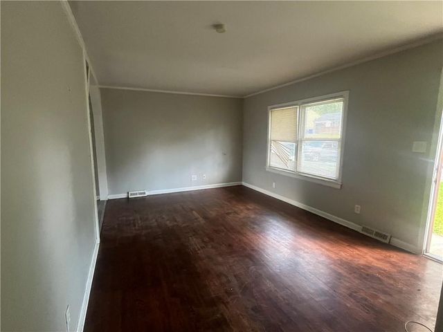 6010 E 149TH Street, Grandview, MO 64030