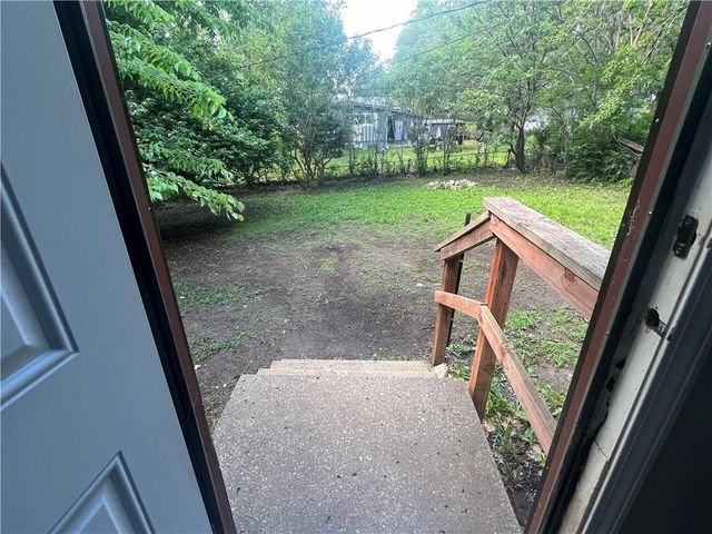 6010 E 149TH Street, Grandview, MO 64030
