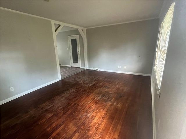 6010 E 149TH Street, Grandview, MO 64030