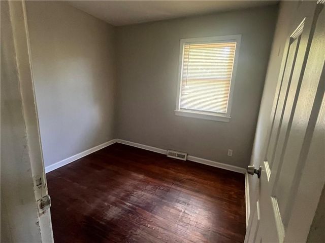 6010 E 149TH Street, Grandview, MO 64030
