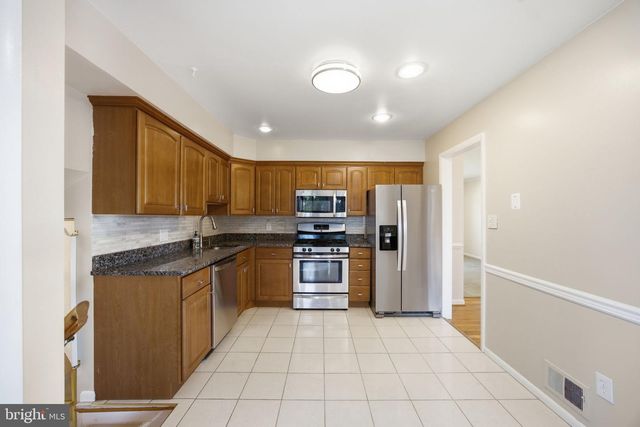 5502 AMESFIELD CT, Rockville, MD 20853