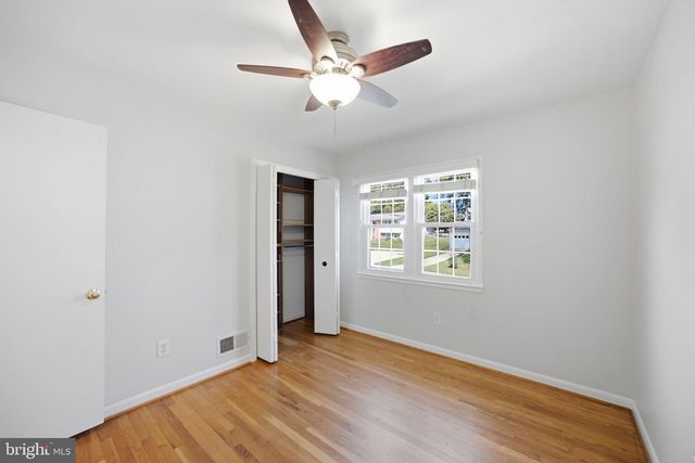 5502 AMESFIELD CT, Rockville, MD 20853
