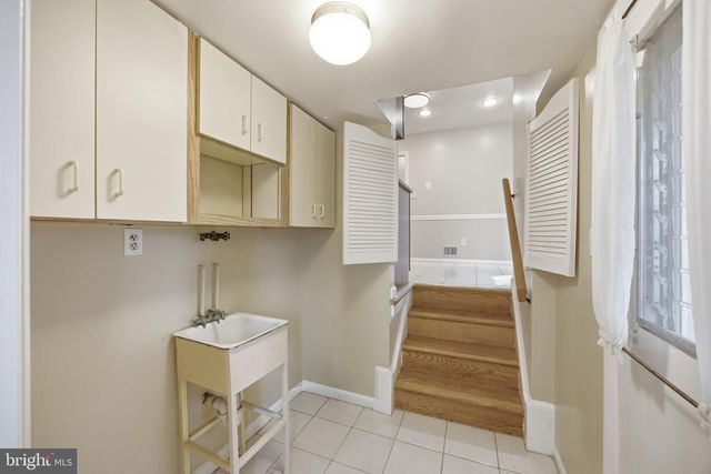 5502 AMESFIELD CT, Rockville, MD 20853