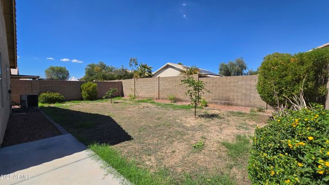 13344 W DESERT Lane, Surprise, AZ 85374
