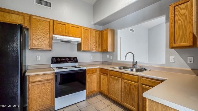 13344 W DESERT Lane, Surprise, AZ 85374