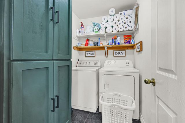 10602 Eagle Court, Baytown, TX 77523