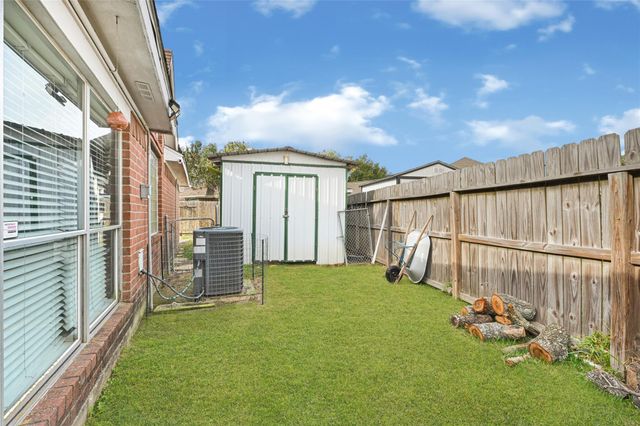 10602 Eagle Court, Baytown, TX 77523