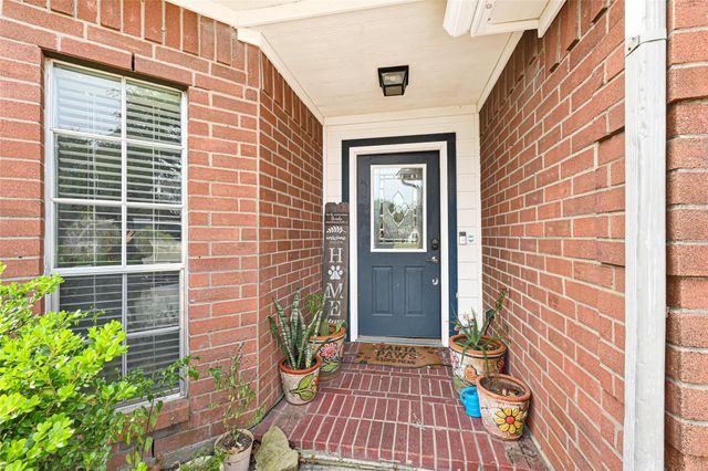 10602 Eagle Court, Baytown, TX 77523