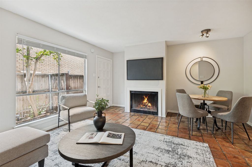 2702 Douglas Avenue 143, Dallas, TX 75219