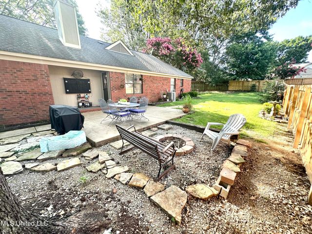 7803 Stacey Drive, Southaven, MS 38671