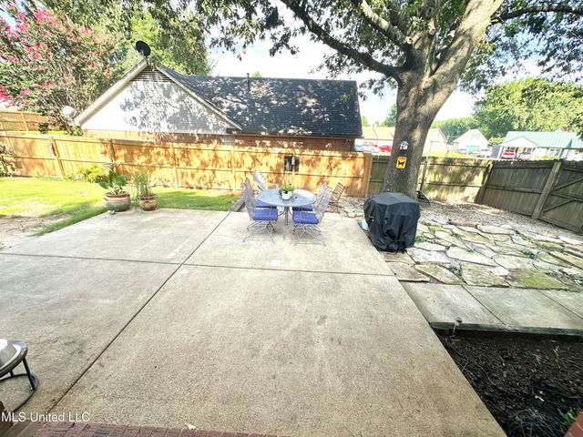 7803 Stacey Drive, Southaven, MS 38671