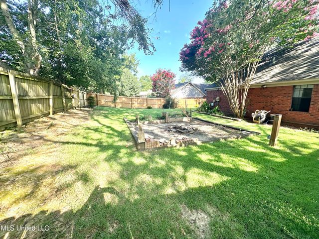 7803 Stacey Drive, Southaven, MS 38671