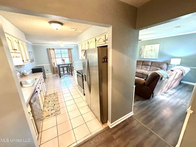 7803 Stacey Drive, Southaven, MS 38671