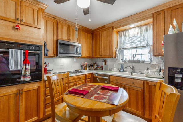 1112 Park Forrest Drive, Fort Oglethorpe, GA 30742