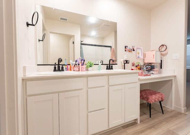 1754 S Twilight Street, Hanford, CA 93230