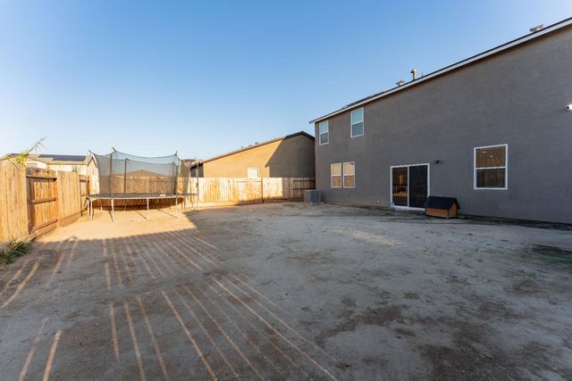 1754 S Twilight Street, Hanford, CA 93230