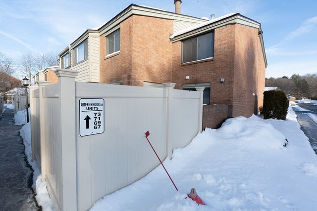 67 Greenbrook Dr 67, Stoughton, MA 02072