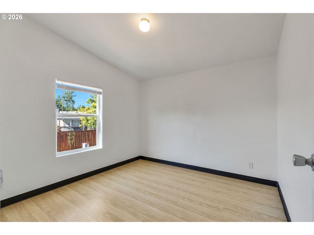 8300 Ne QUATAMA St 28, Hillsboro, OR 97006