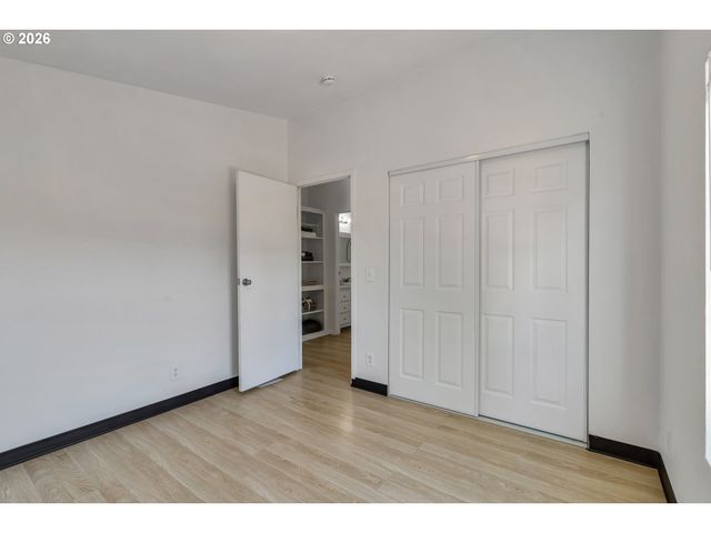 8300 Ne QUATAMA St 28, Hillsboro, OR 97006
