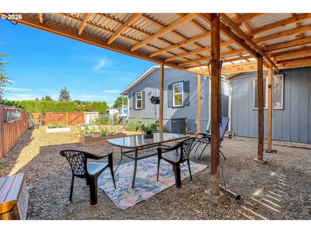 8300 Ne QUATAMA St 28, Hillsboro, OR 97006