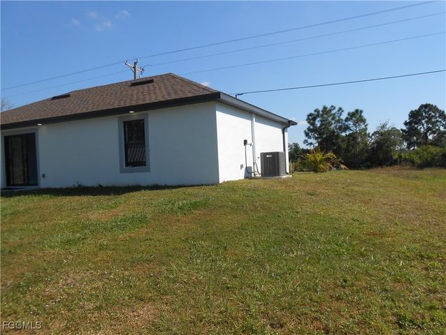 636 Eisenhower BLVD, Lehigh Acres, FL 33974