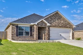 4014 Lakeview Drive, Sanger, TX 76266