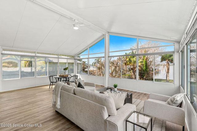 975 Oak Street, Merritt Island, FL 32953