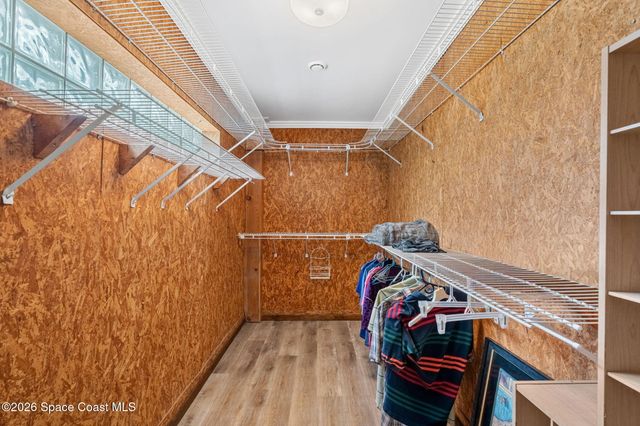 975 Oak Street, Merritt Island, FL 32953