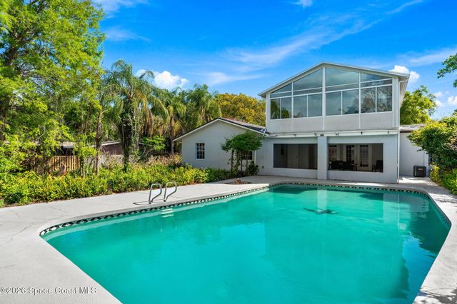 975 Oak Street, Merritt Island, FL 32953