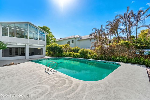 975 Oak Street, Merritt Island, FL 32953