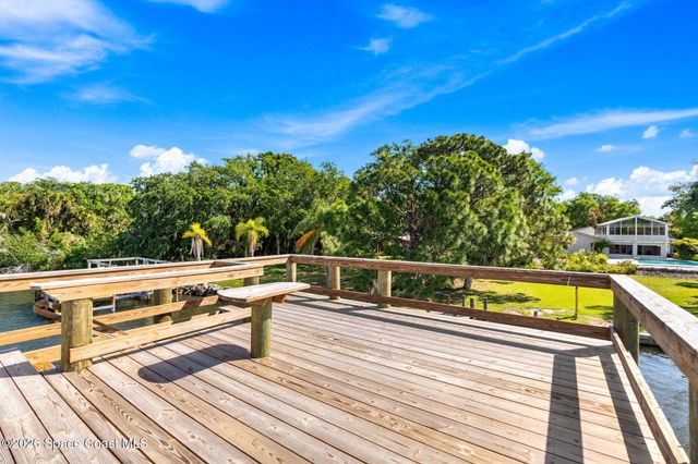 975 Oak Street, Merritt Island, FL 32953