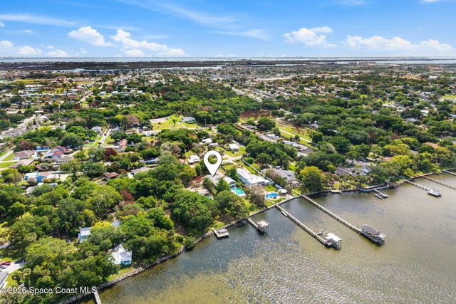 975 Oak Street, Merritt Island, FL 32953