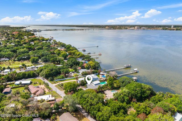 975 Oak Street, Merritt Island, FL 32953