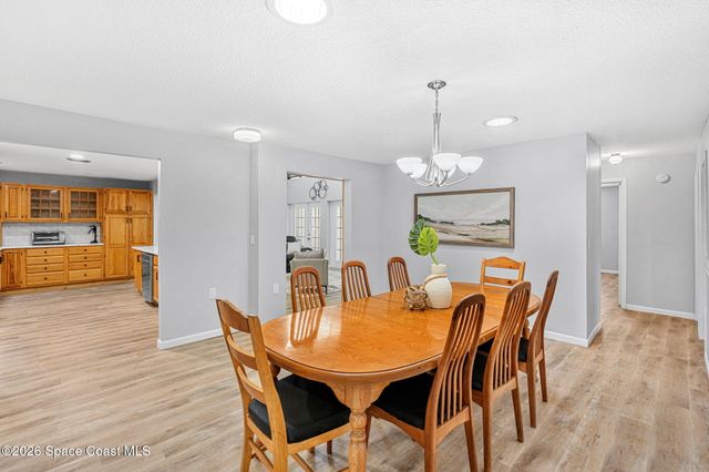 975 Oak Street, Merritt Island, FL 32953