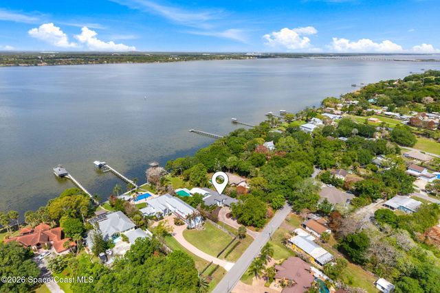 975 Oak Street, Merritt Island, FL 32953