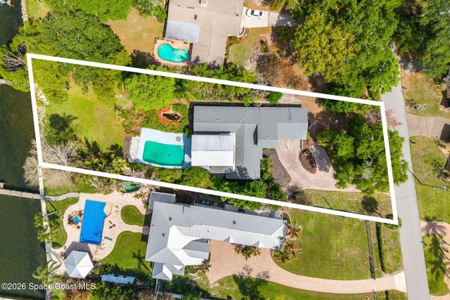 975 Oak Street, Merritt Island, FL 32953