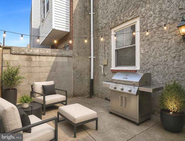 1829 FERNON ST, Philadelphia, PA 19145