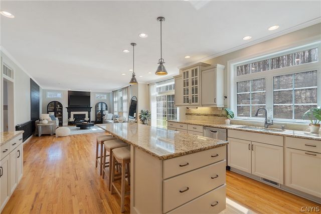 217 Starksboro Drive, Camillus, NY 13031