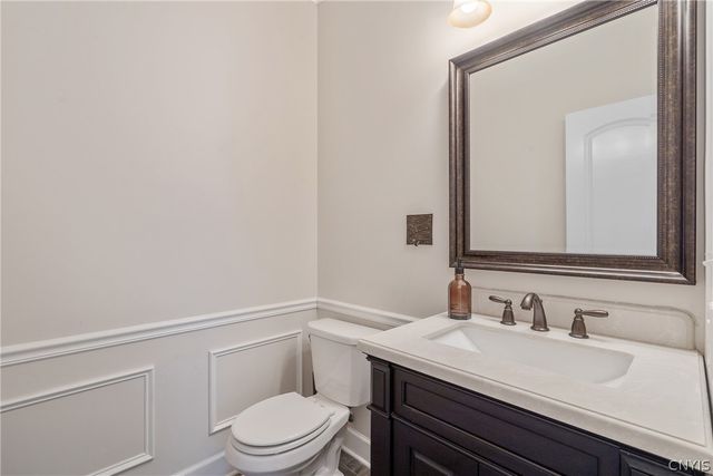 217 Starksboro Drive, Camillus, NY 13031