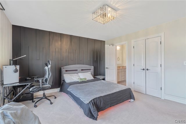 217 Starksboro Drive, Camillus, NY 13031