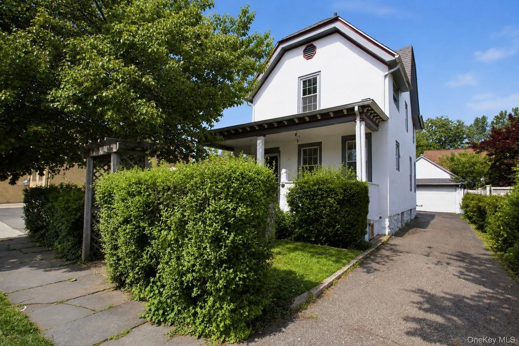 463 Beach Avenue, Mamaroneck, NY 10543