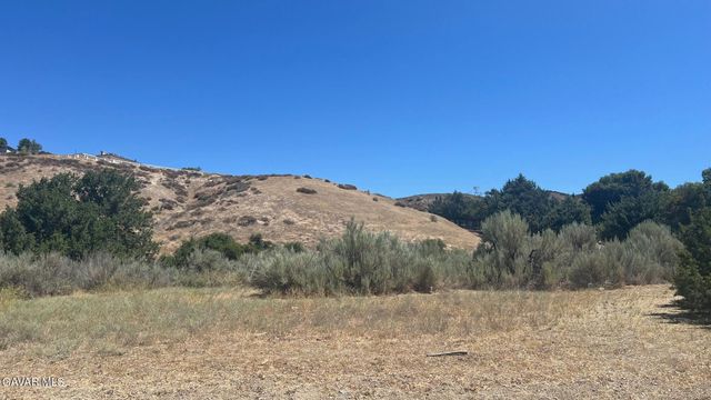 Elizabeth Lake Vic, Leona Valley, CA 93551