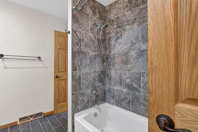 3345 Colby Lane, Janesville, WI 53546