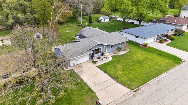 3345 Colby Lane, Janesville, WI 53546